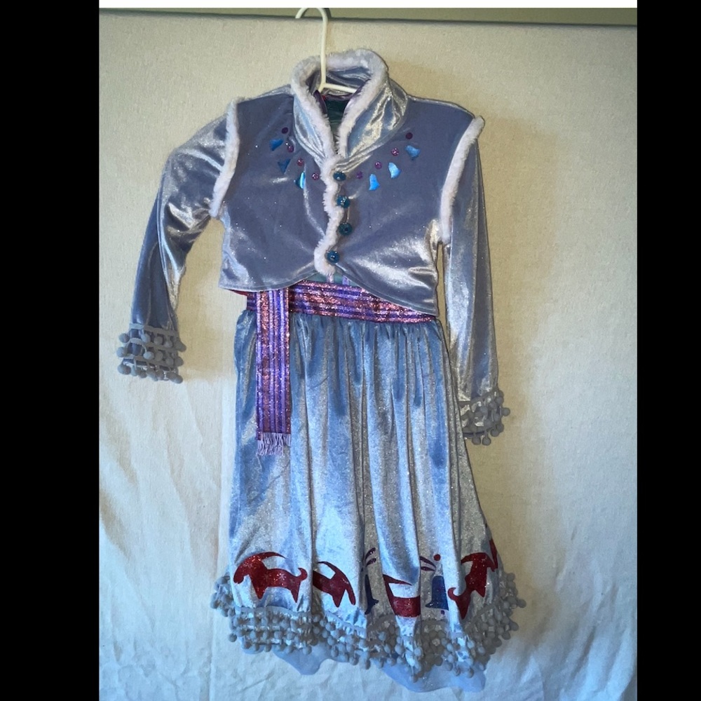 Disney Frozen two piece costume